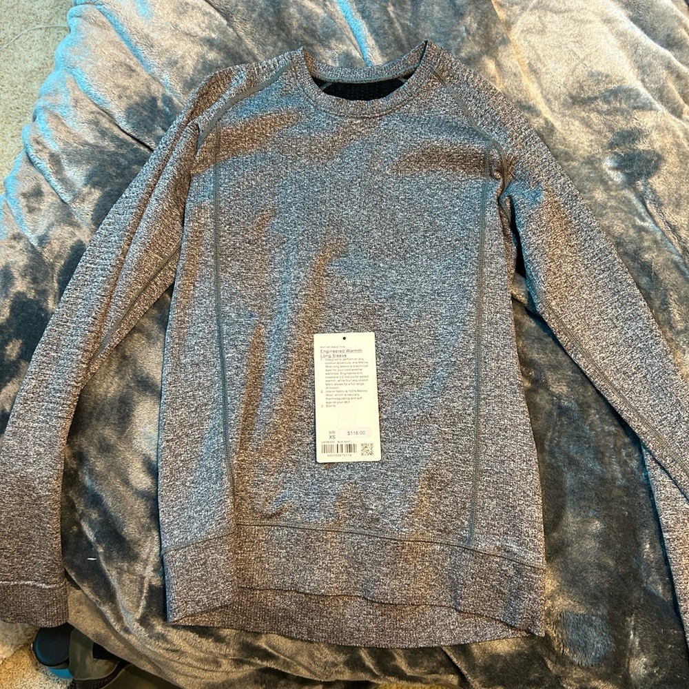 Lululemon Engineered Warmth long Sleeve